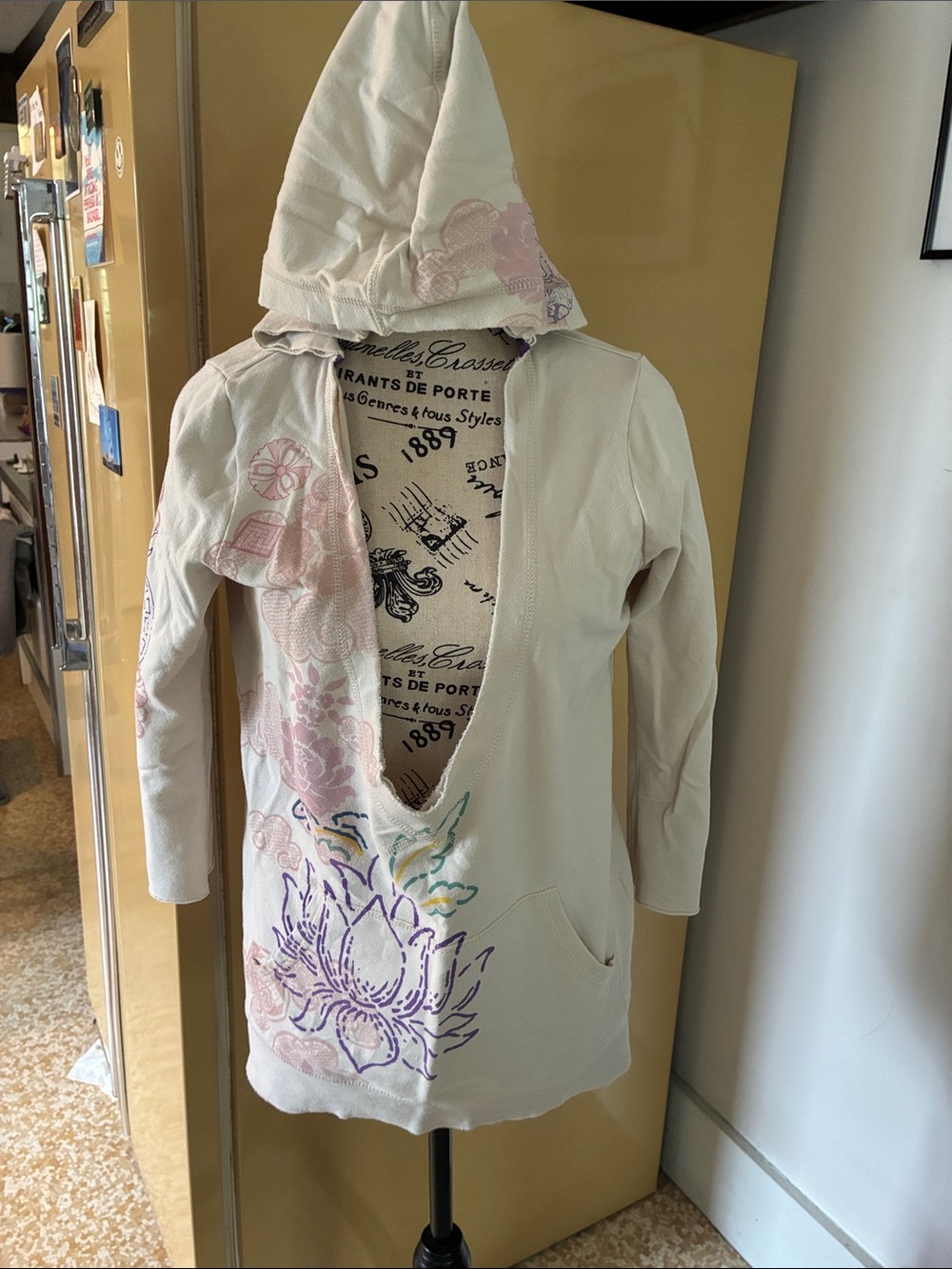 Lucky Brand Cream Top with Purple Trim and Pink Logo